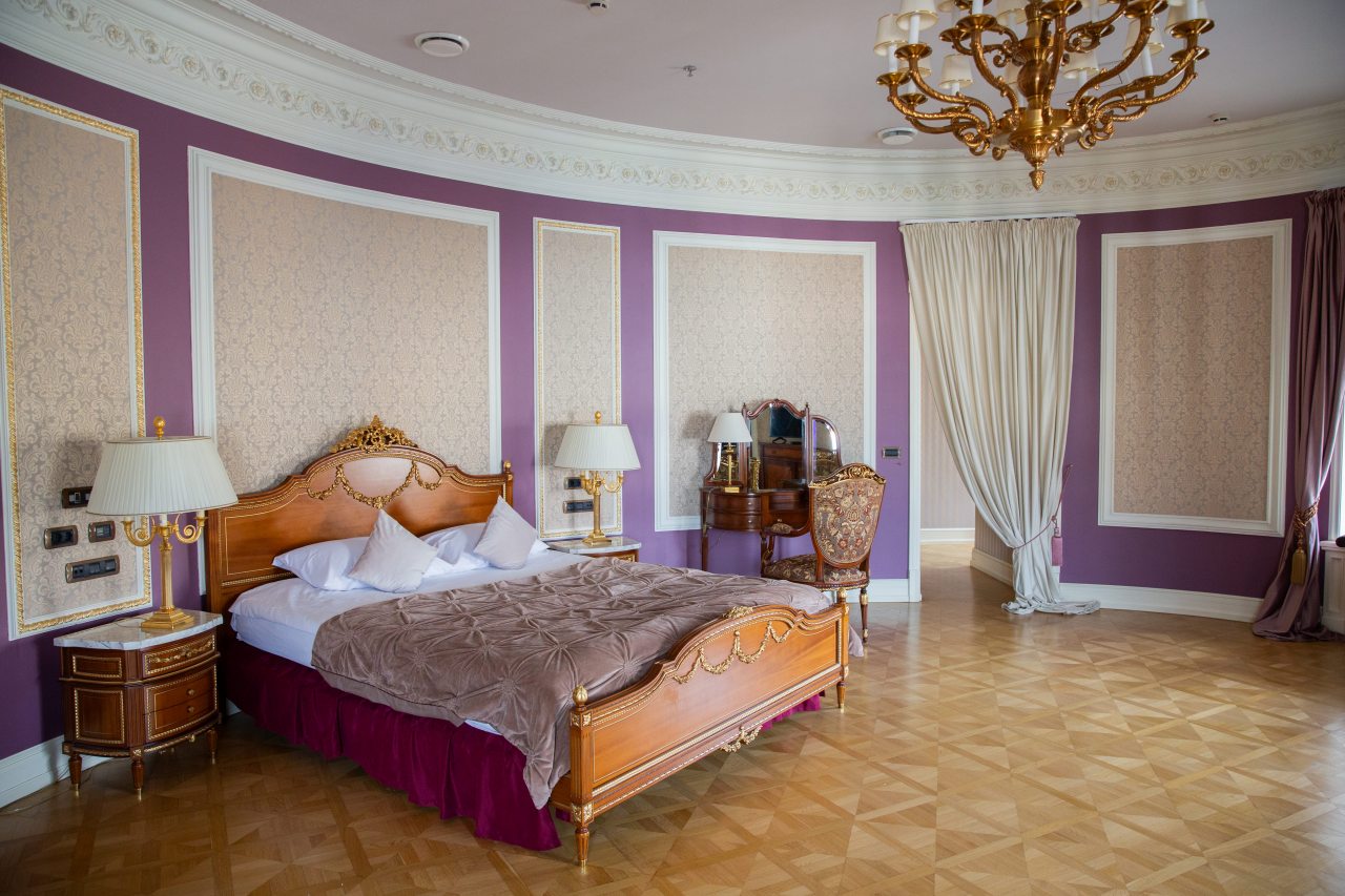 Люкс (Круглый Люкс), Гостиница Манор Чичерина