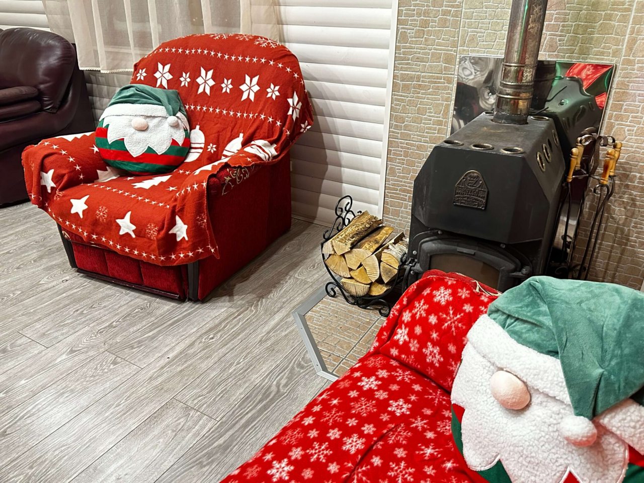 Десятиместный (Коттедж), Коттедж Polar Inn House