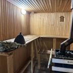 Русская баня на дровах, Коттедж Polar Inn House