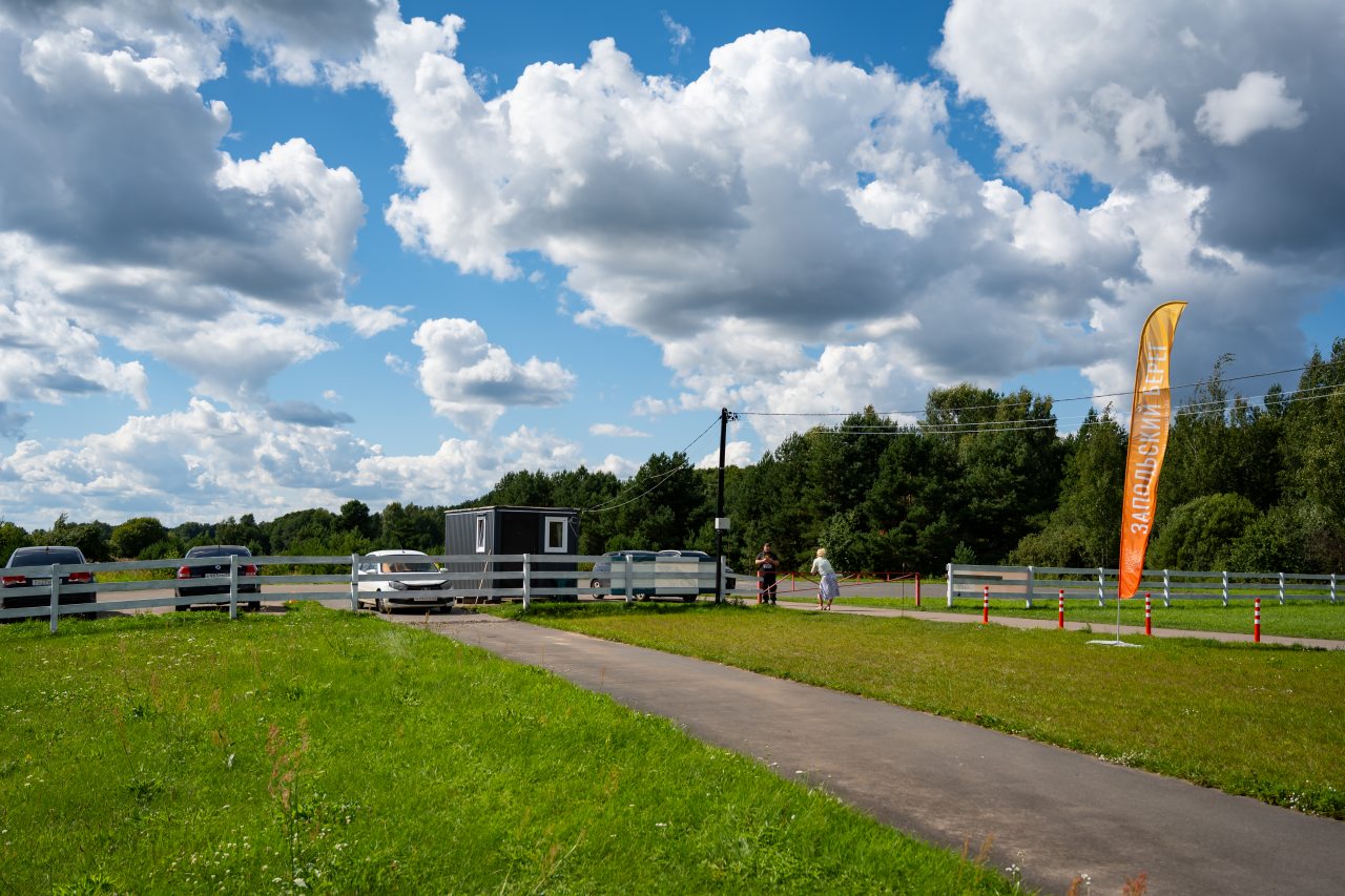 Автостоянка / Парковка, Парк-Отель Запольский берег