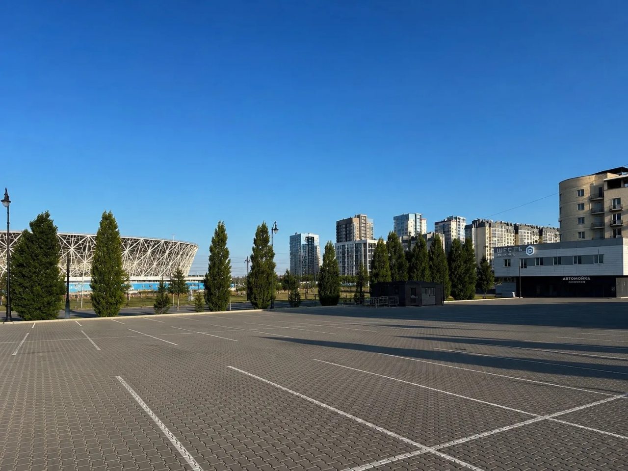 Автостоянка / Парковка, Гостиница Шесть