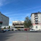 Окрестности. Фасад здания. Жилой дом.