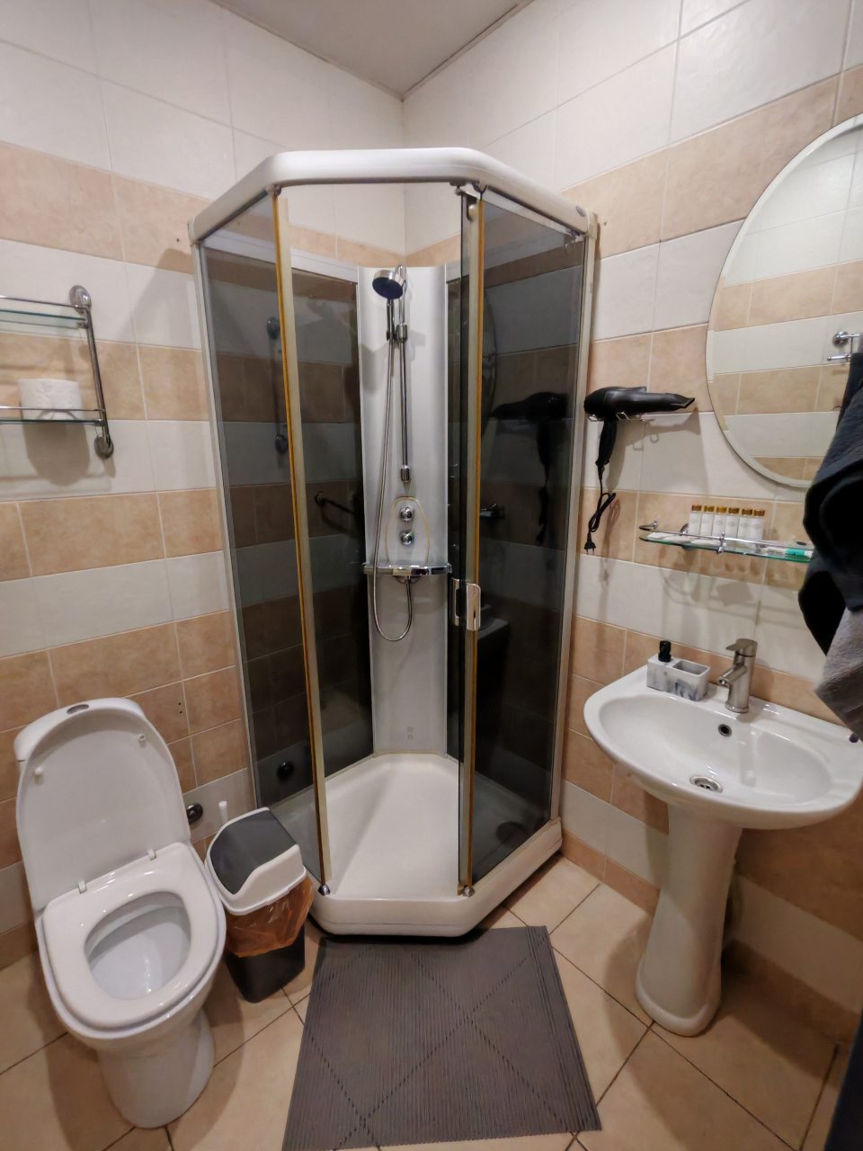 Полулюкс (С двухместной kingsize кроватью), Отель Сити