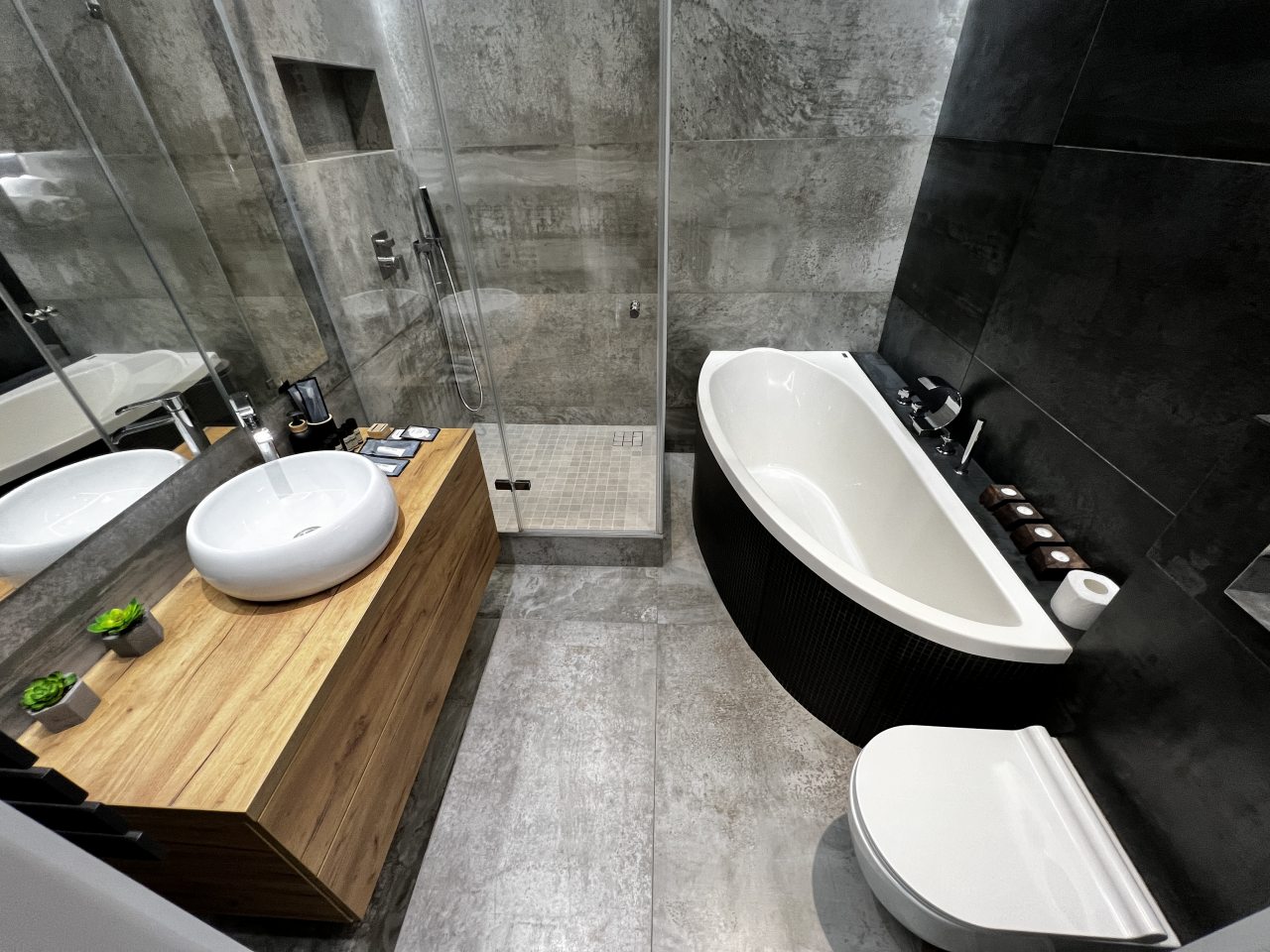 Поздний отъезд, Апартаменты Loft Vibes
