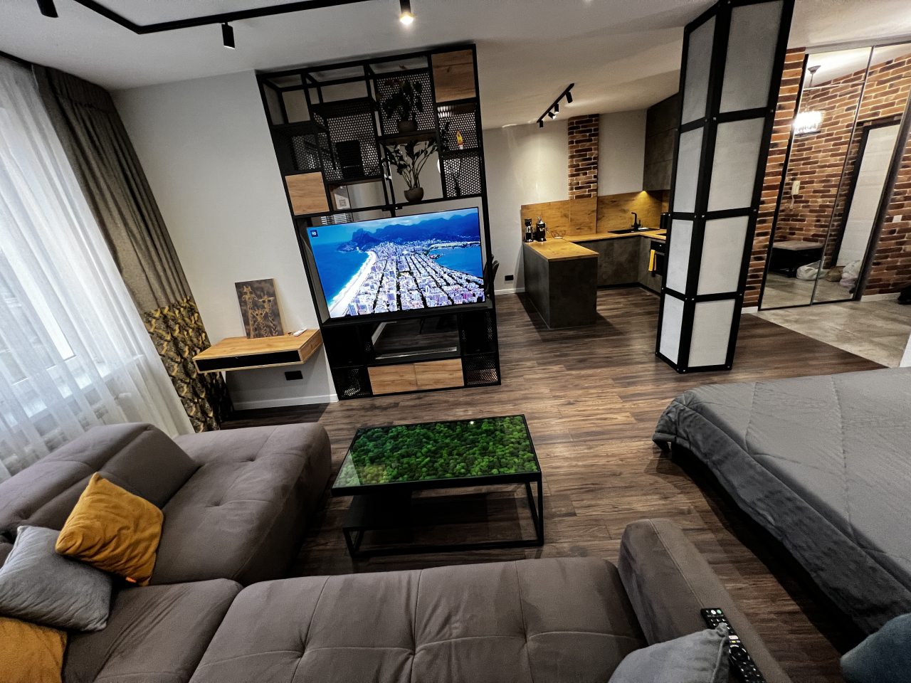 Апартаменты (Loft Vibes), Апартаменты Loft Vibes