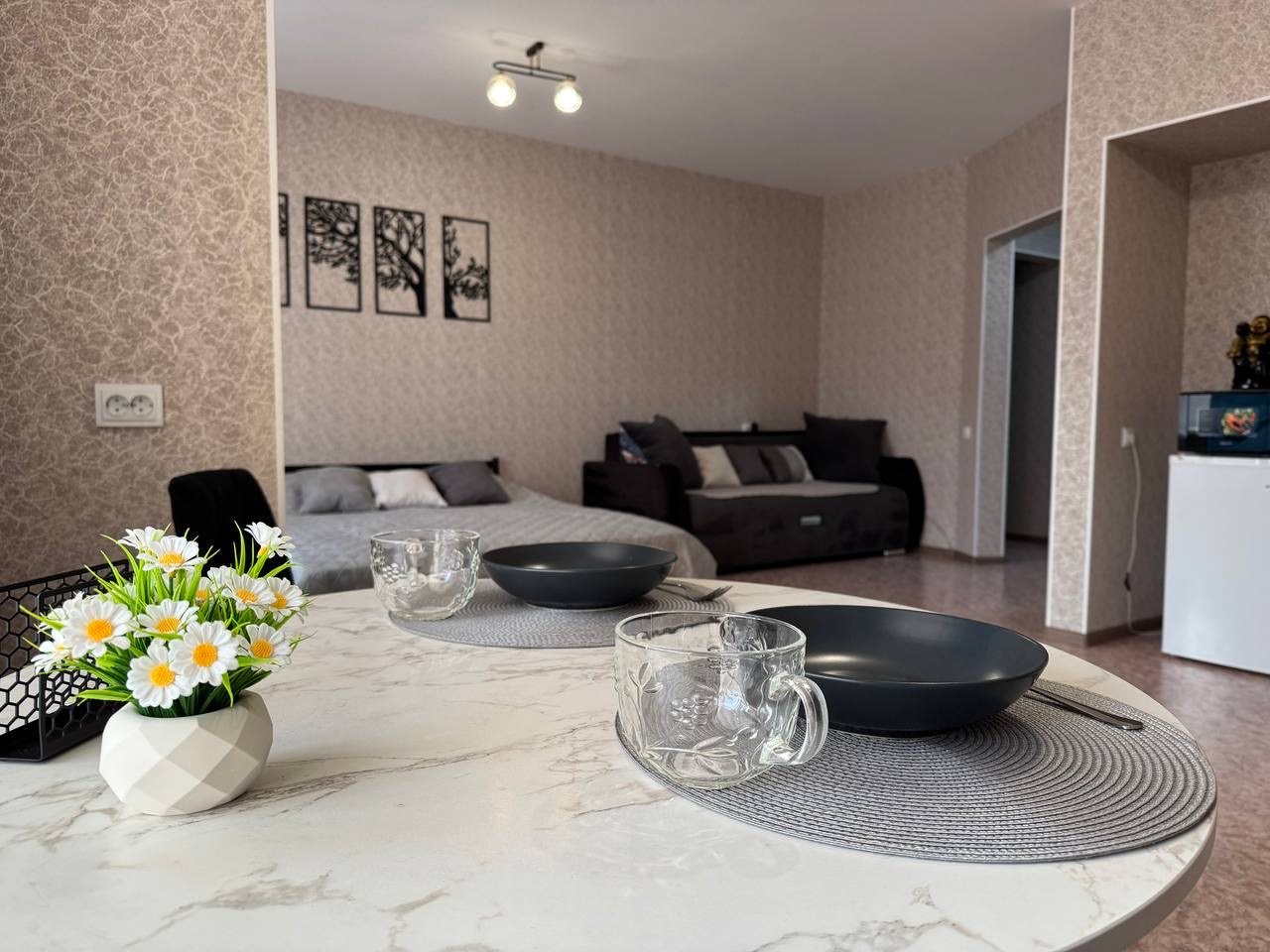 Трёхместный и более (Номер 105), Апартаменты Черногорская