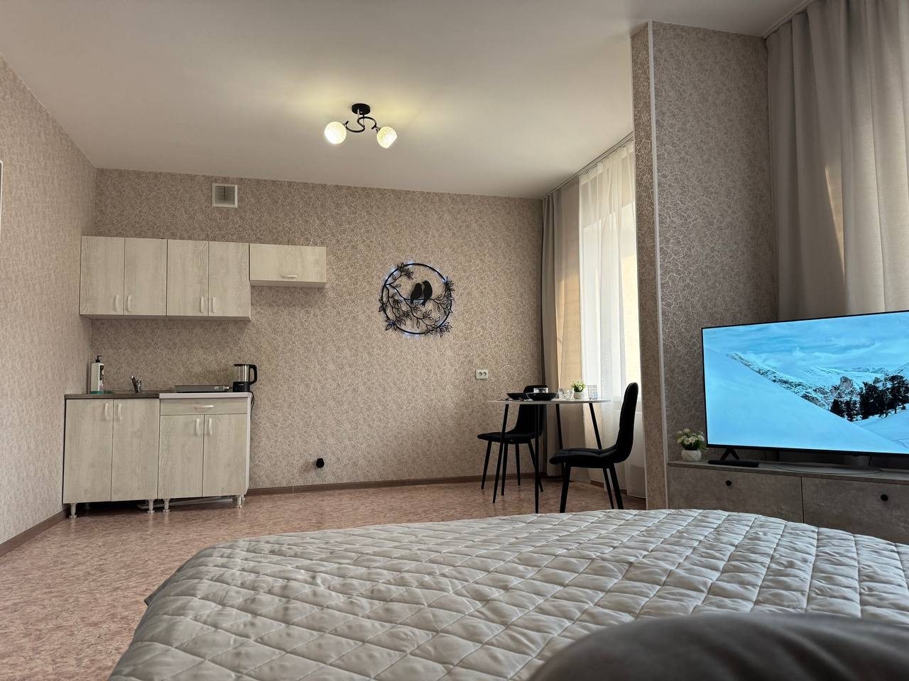 Трёхместный и более (Номер 105), Апартаменты Черногорская