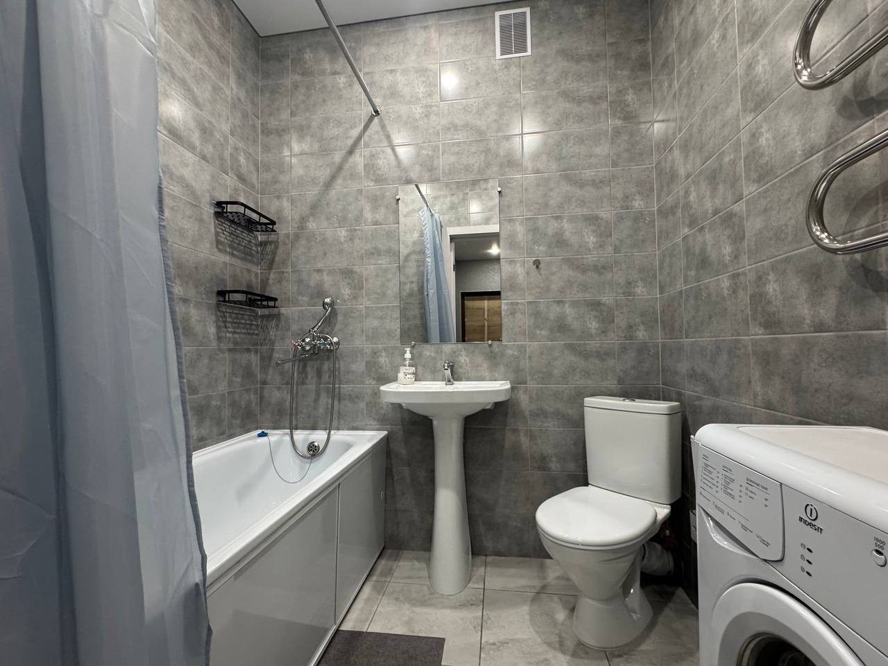 Трёхместный и более (Номер 65), Апартаменты Черногорская