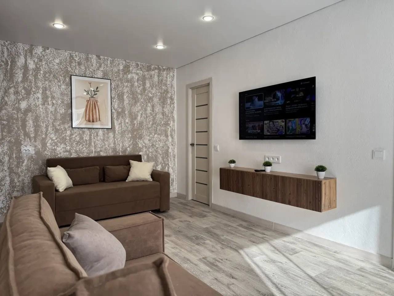Трёхместный и более (Номер 48), Апартаменты Черногорская