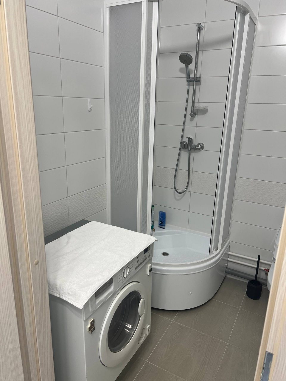 Трёхместный и более (Квартира-студия, 31 м², 2 кровати), Апартаменты На проспекте Авиаконструкторов