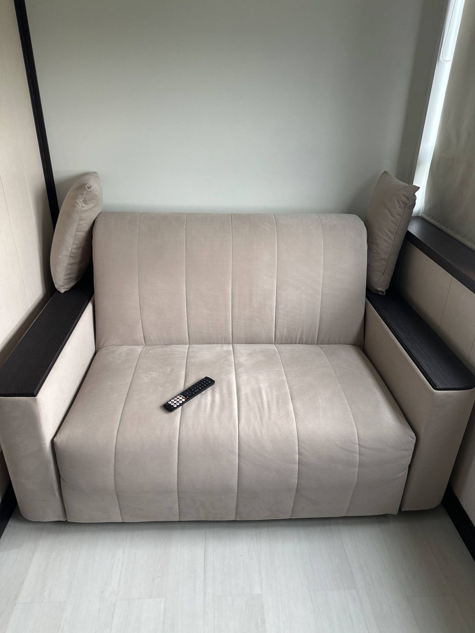 Трёхместный и более (Квартира-студия, 30 м², 2 кровати), Апартаменты На проспекте Авиаторов Балтики 17