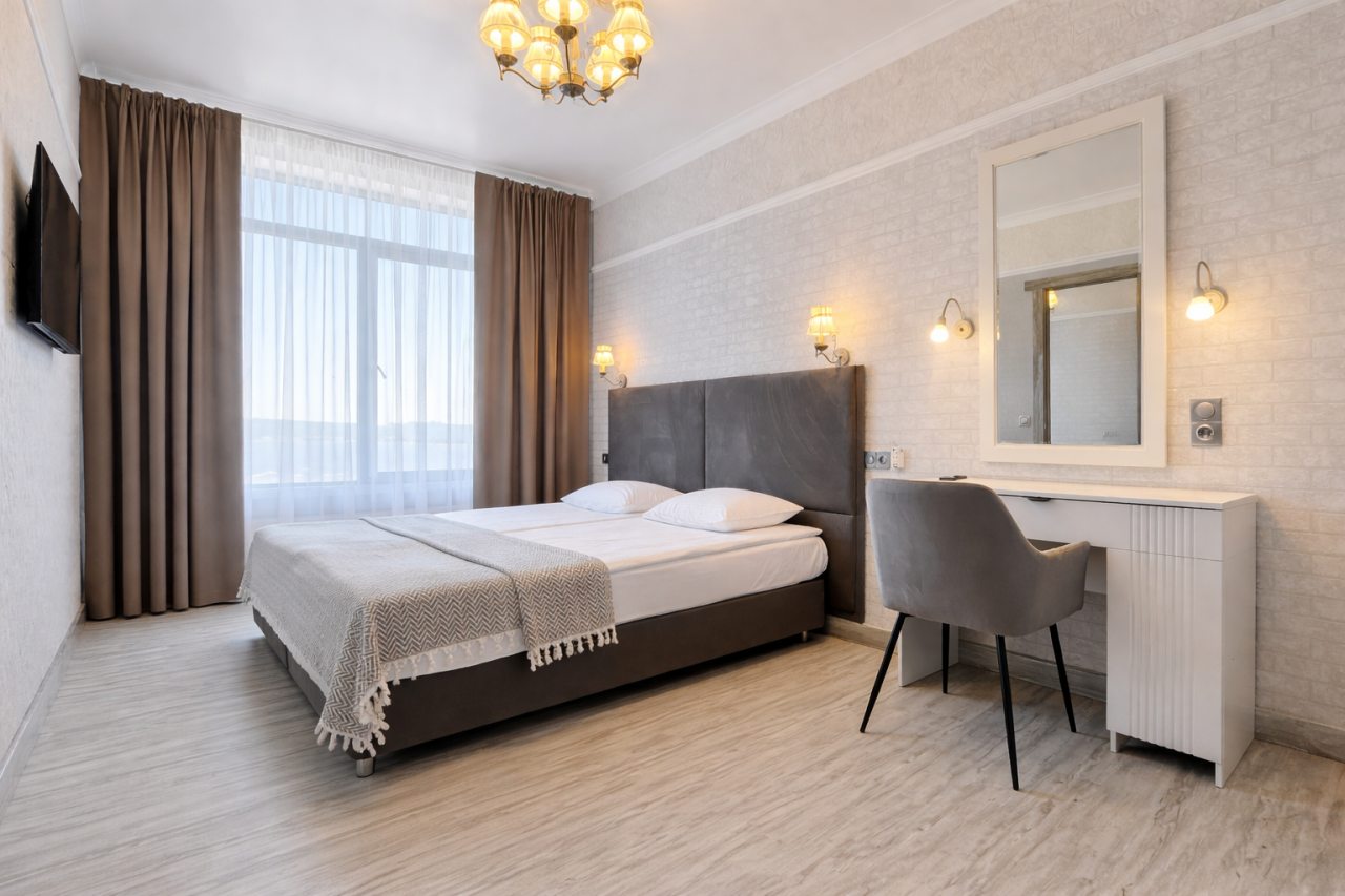 Четырехместный (Видовой двухкомнатный Люкс), Отель VALORANTA