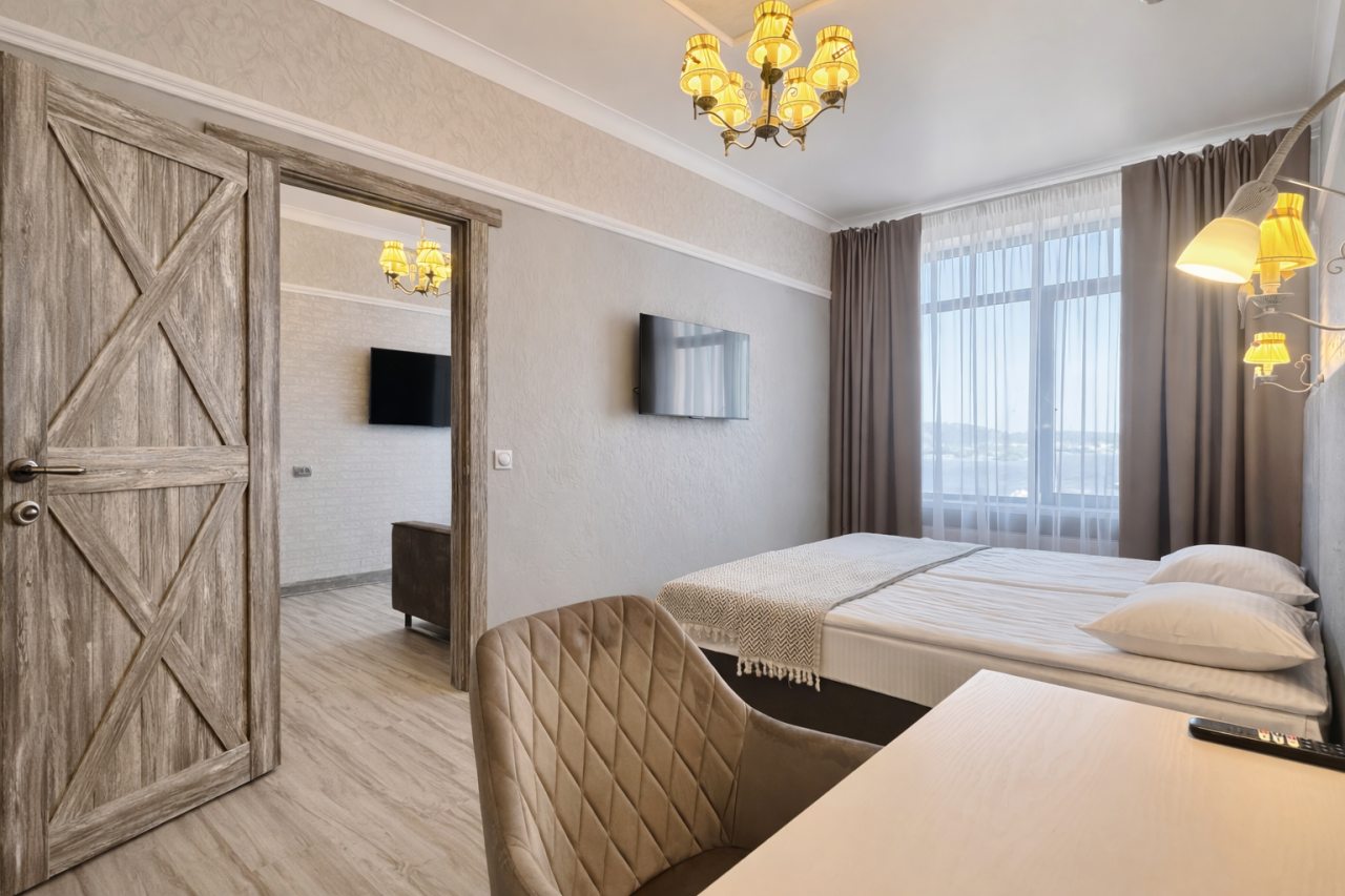Четырехместный (Видовой двухкомнатный Люкс), Отель VALORANTA