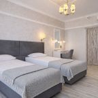 Четырехместный (Видовой двухкомнатный Люкс), Отель VALORANTA