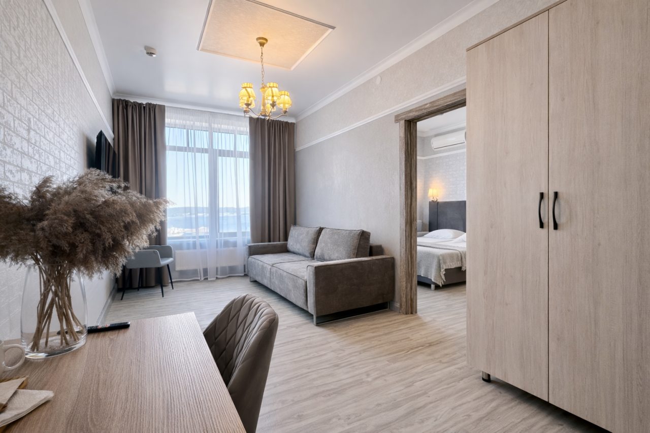 Четырехместный (Видовой двухкомнатный Люкс), Отель VALORANTA