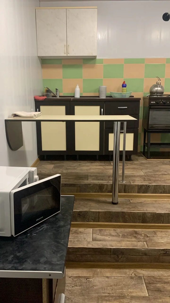 Общая кухня, Гостевой дом на Мира