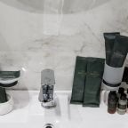Двухместный (Двухместный номер Люкс с балконом и видом на Советский проспект), Гостиница Верещагин