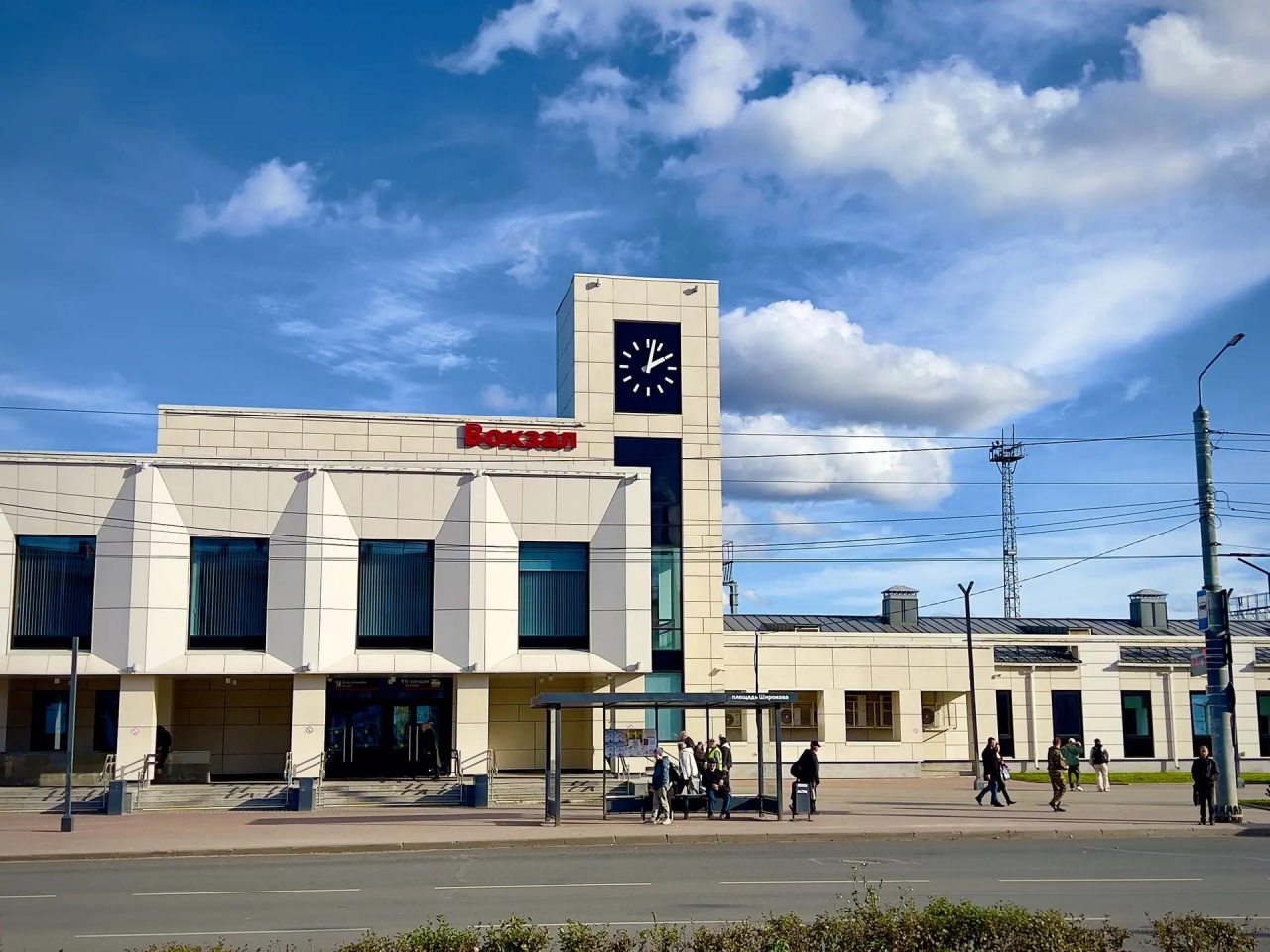 Автостоянка / Парковка, Отель Перрон 44