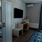 Люкс, Гостиница Мирма