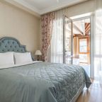 Апартаменты (RED APARTMENTS), Апартаменты RED на Пчеловодов