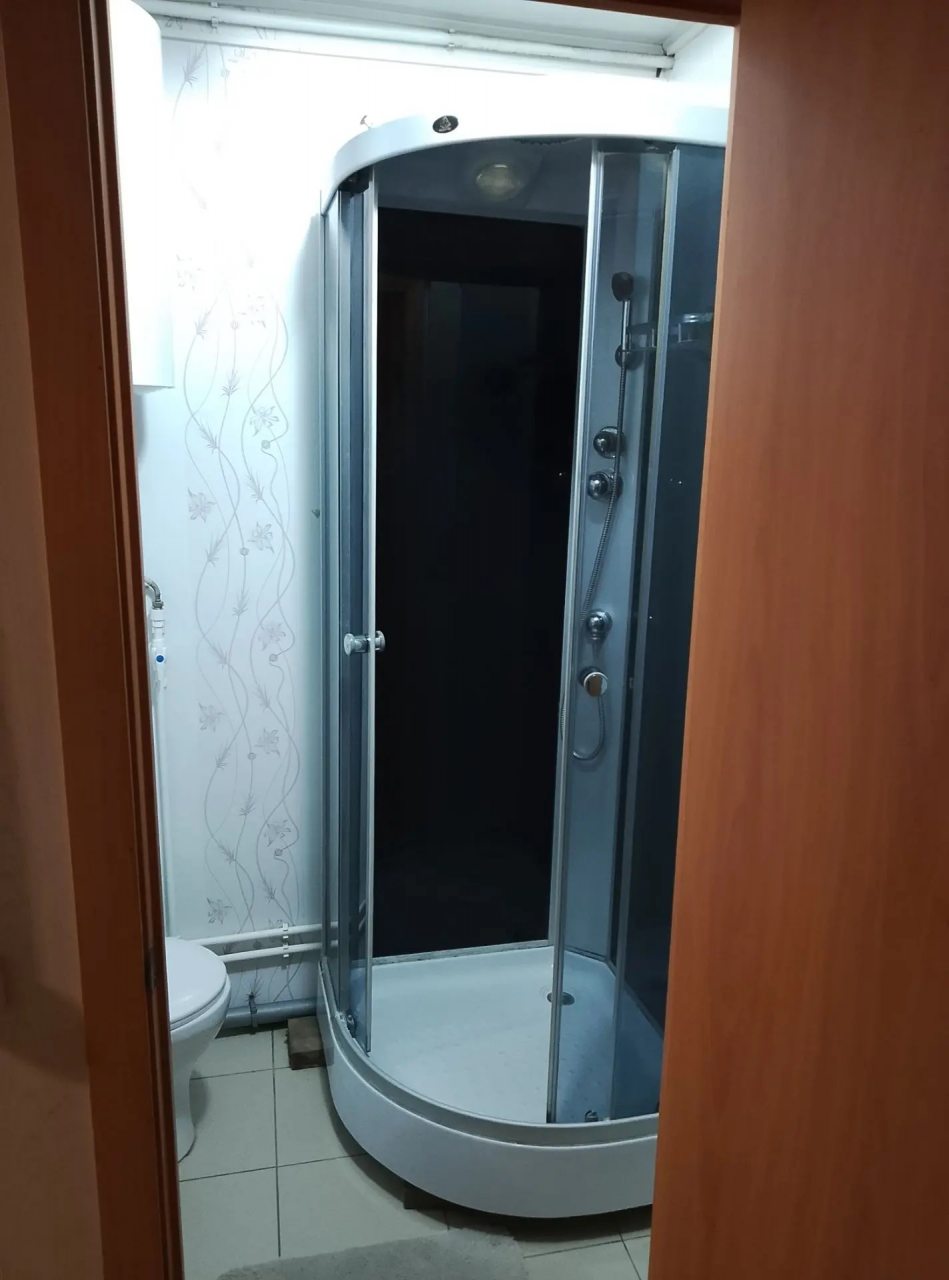 Двухместный (Двухместный номер эконом с раздельными кроватями с видом на вечерний город), Гостиница Карпинского