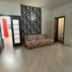 Апартаменты (Вайнера 60 три комнаты), Апартаменты На Вайнера 60