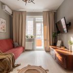 Трёхместный и более, Апартаменты RoomyRoom Пять Звезд на Звездной