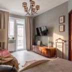 Трёхместный и более, Апартаменты RoomyRoom Пять Звезд на Звездной