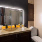Трёхместный и более, Апартаменты RoomyRoom Пять Звезд на Звездной