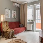 Трёхместный и более, Апартаменты RoomyRoom Пять Звезд на Звездной