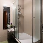 Трёхместный и более, Апартаменты RoomyRoom Пять Звезд на Звездной