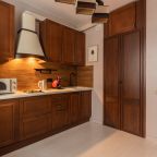 Трёхместный и более, Апартаменты RoomyRoom Пять Звезд на Звездной