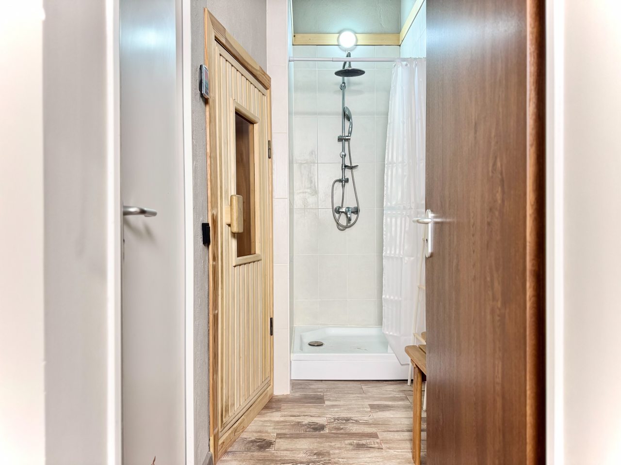 Апартаменты (Marea - Apartment), Апартаменты Marea Apartment