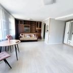 Квартира (Трехкомнатная), Апартаменты Уютные на Менделеева 2а