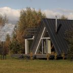 Коттедж (Афрейм с балконом и камином), Гостевой дом Woody Village Riverside