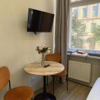 Апартаменты (Четырехместные), Апартаменты Tina Rental Studio на Маяковского