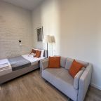 Апартаменты (С французским балконом), Апартаменты Tina Rental Studio на Маяковского