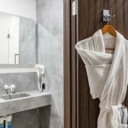 Апартаменты (Studio Comfort), Отель Kamarooms Business Hotel & Spa