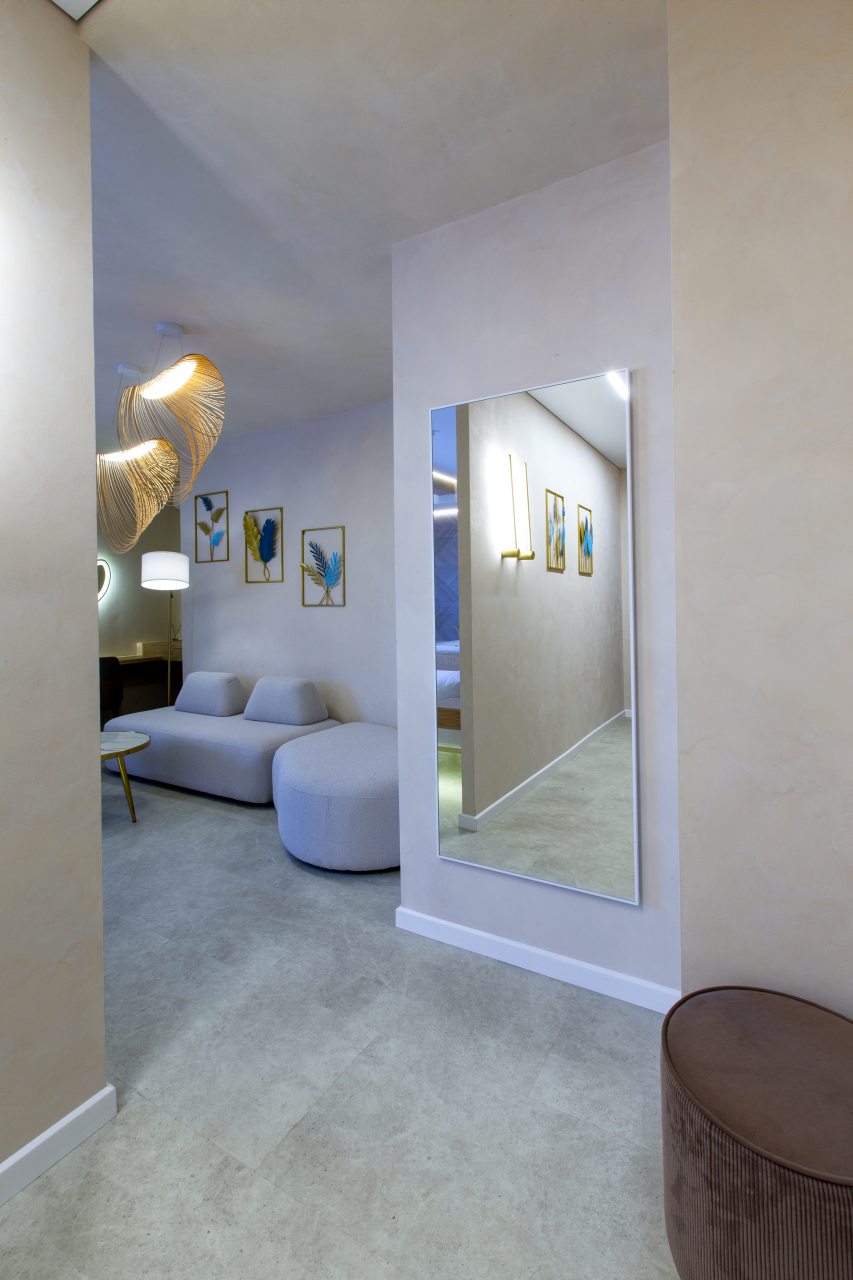 Люкс, Отель Kamarooms Business Hotel & Spa