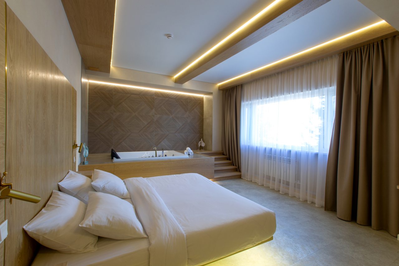 Люкс, Отель Kamarooms Business Hotel & Spa