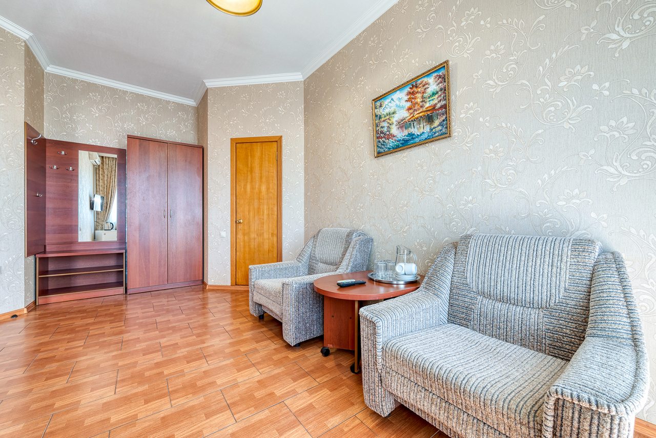 Люкс, Гостевой дом ЛЭНСиС