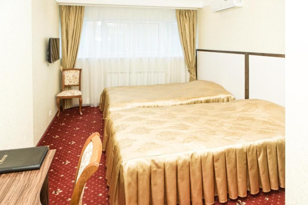 Двухместный (Двухместный номер «Комфорт» с 2 отдельными кроватями) гостиницы Лазурный берег, Тюмень