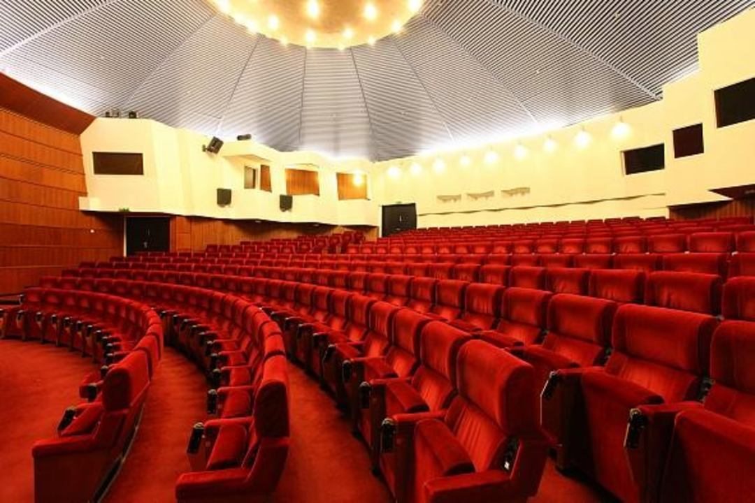 Театр (концертный зал, сдается с залом Ангара), АЗИМУТ Отель Олимпик Москва