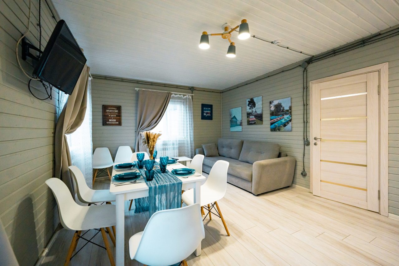 Дом (Невский с двумя спальнями и сауной), Гостевой дом Никитское подворье