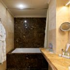 Люкс (С террасой), Гостиница Континенталь