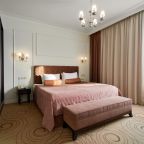 Люкс, Гостиница Континенталь