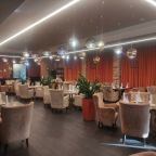 Континенталь, Гостиница Континенталь