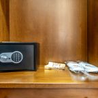 Двухместный (Номер с 1 кроватью или 2 отдельными кроватями - Мансарда), Петр Отель