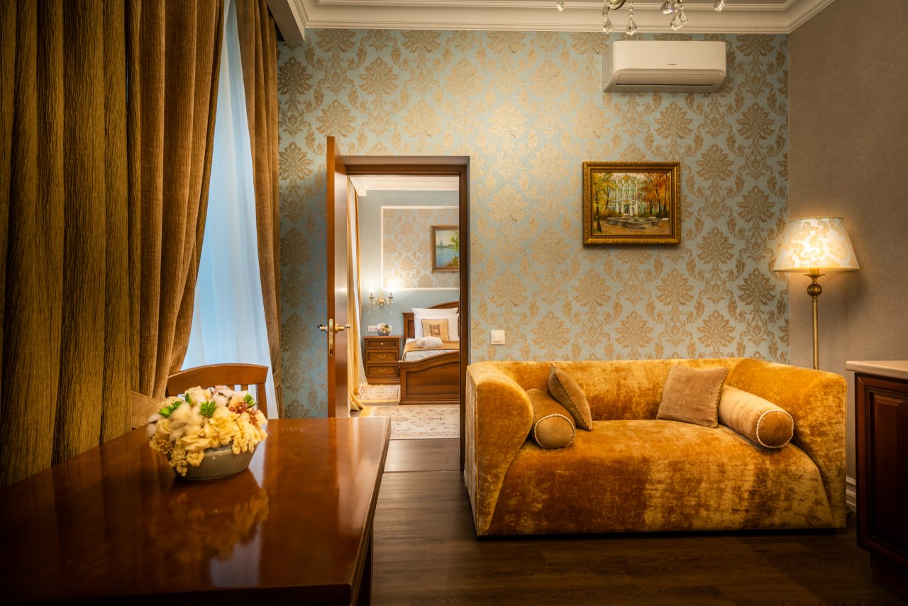 Апартаменты, Петр Отель