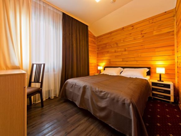 Фотография номера мини отеля Времена года